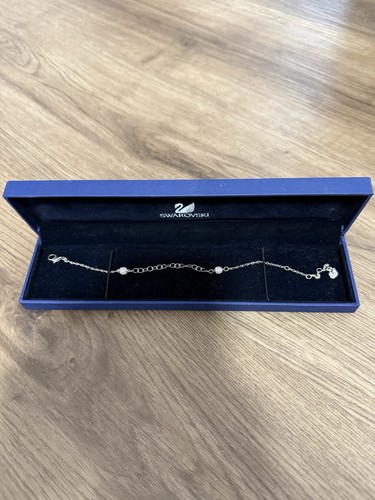 New authentic swarovski - authentic, charm