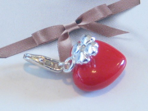 Red heart clover charm - &,
